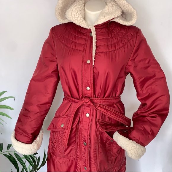 v i n t a g e :: Puffy Penny Lane Sherpa Longline Hooded Belted Coat - Picture 15 of 16